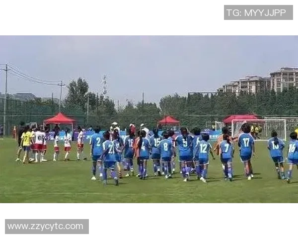 回忆中的绿茵传奇那些最难忘的足球明星与他们的辉煌瞬间